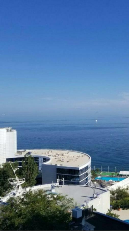 Апартаменты В 50 Метрах От Моря Odessa Exterior foto